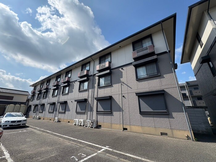 物件外観写真3　(外観写真)