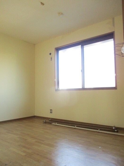 物件内観写真11　(居室)