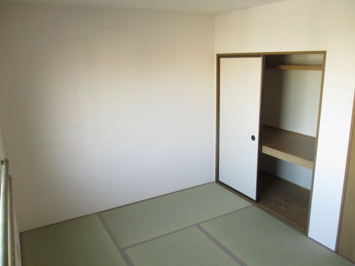 物件内観写真14　(収納)