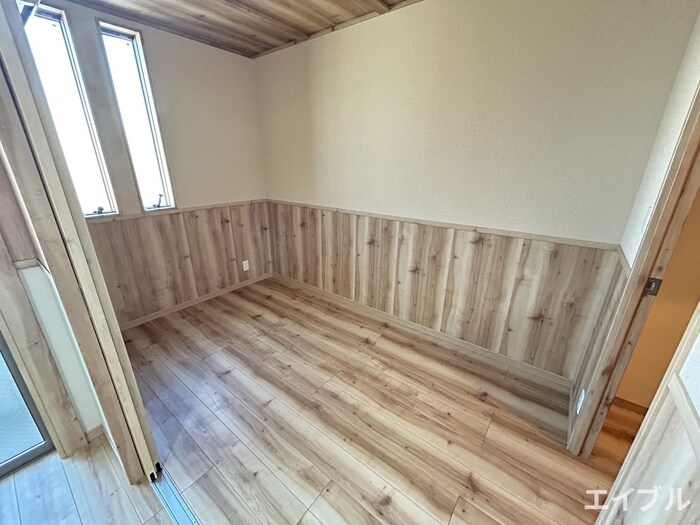 物件内観写真9　(居室)