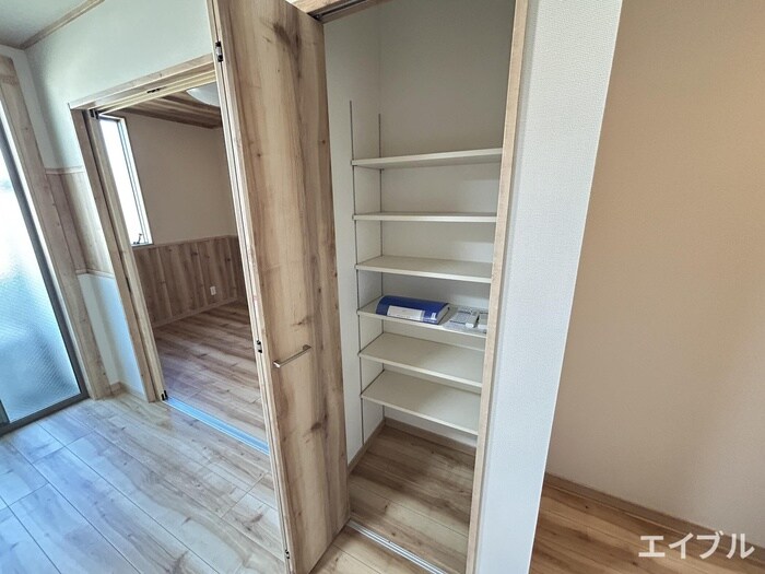 物件内観写真16　(収納)