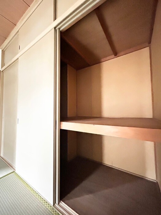 物件内観写真16　(収納)