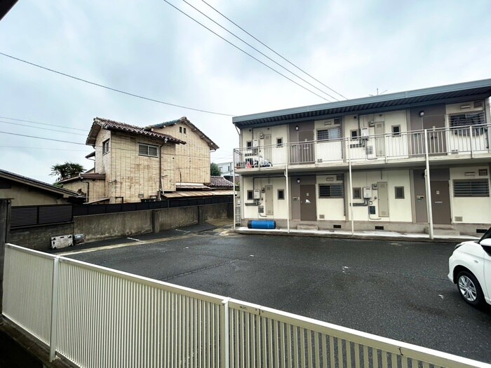 物件内観写真18　(室内からの展望)