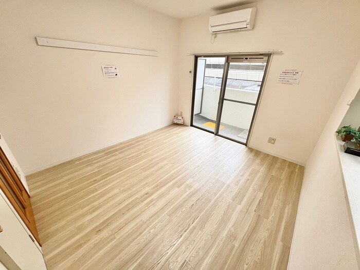 物件内観写真6　(居室)