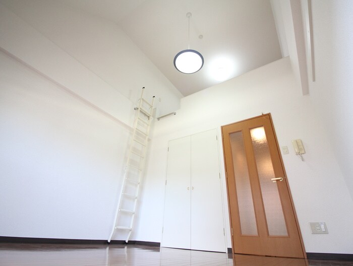 物件内観写真8　(居室)