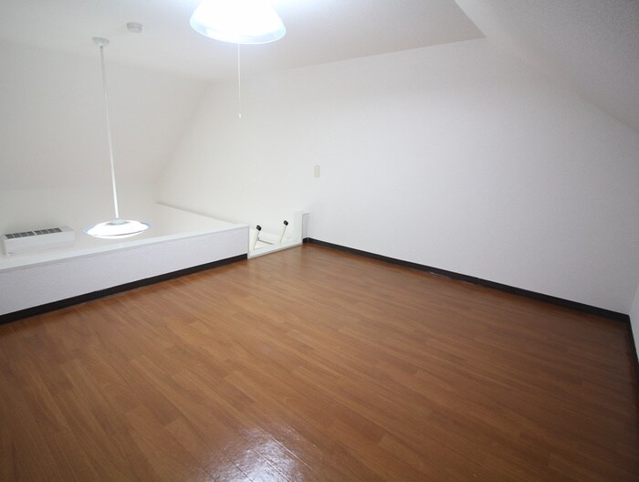 物件内観写真9　(ロフト)