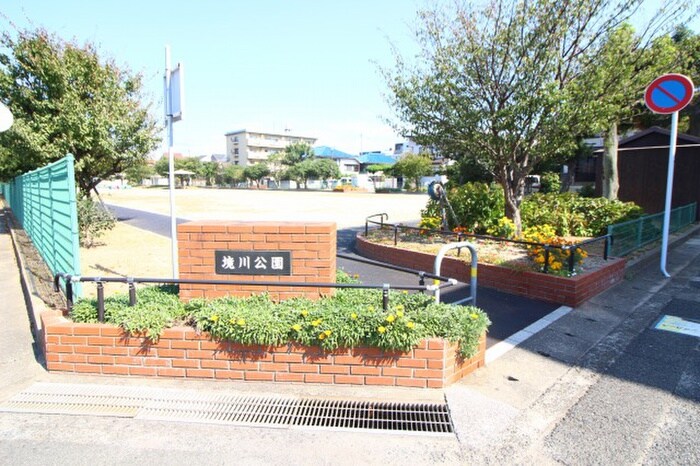 物件外観写真3　(周辺環境)