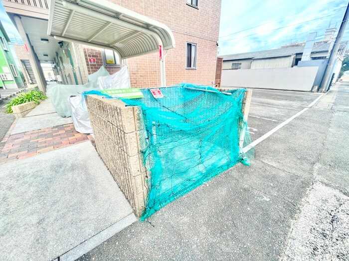 物件外観写真4　(建物設備)