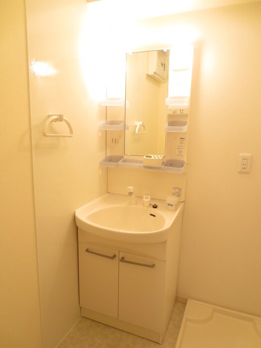 物件内観写真9　(洗面)