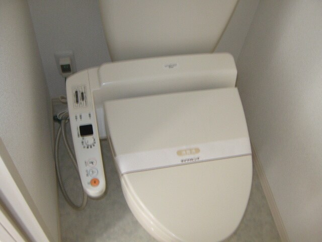 物件内観写真12　(トイレ)