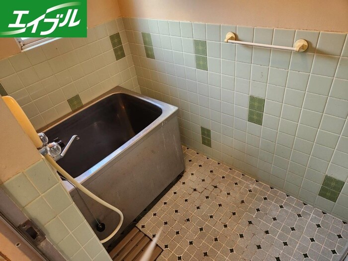 物件内観写真10　(バス／シャワールーム等)