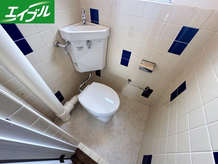 物件内観写真11　(トイレ)