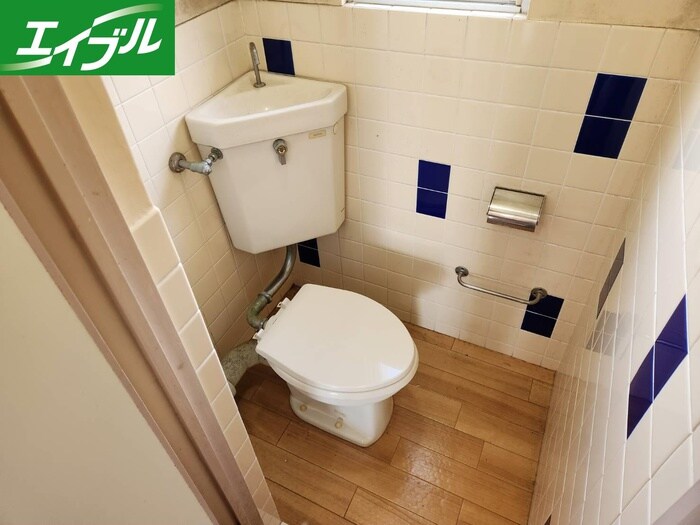 物件内観写真11　(トイレ)