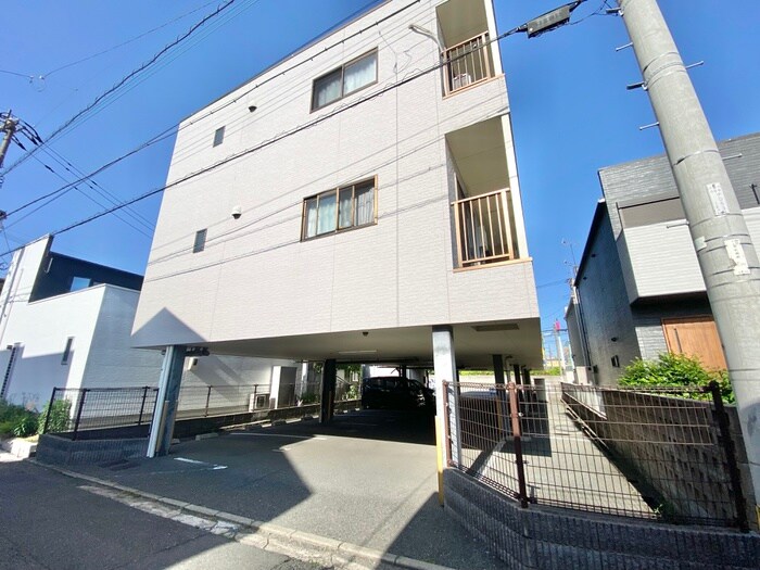 物件外観写真2　(外観写真)