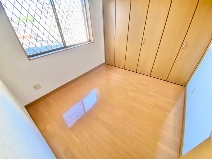 物件内観写真9　(居室)