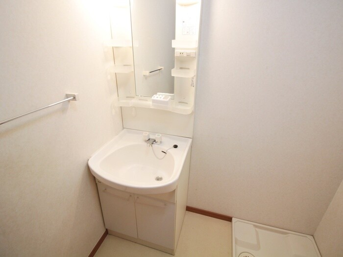 物件内観写真12　(洗面)