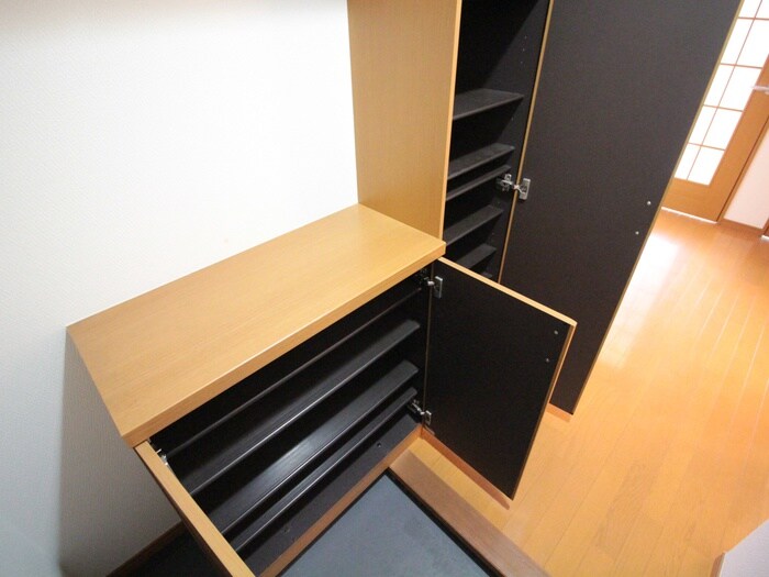 物件内観写真19　(靴箱)