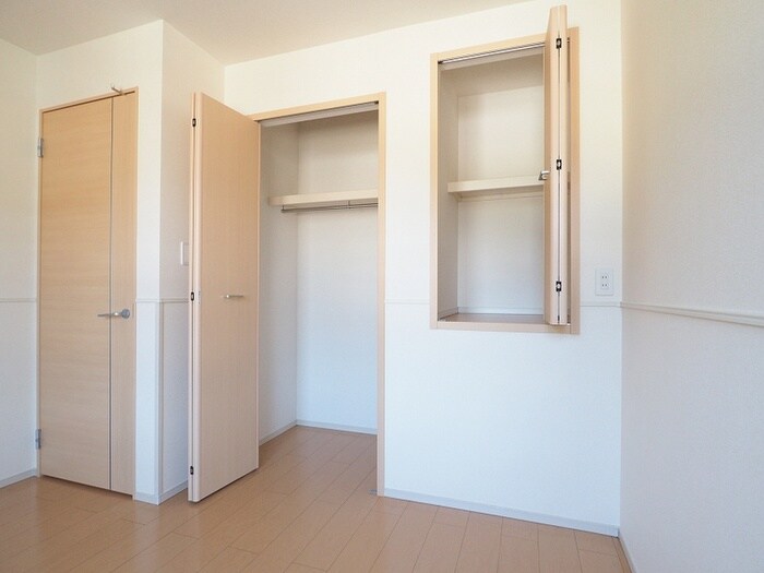 物件内観写真8　(収納)