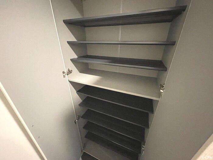 物件内観写真13　(靴箱)
