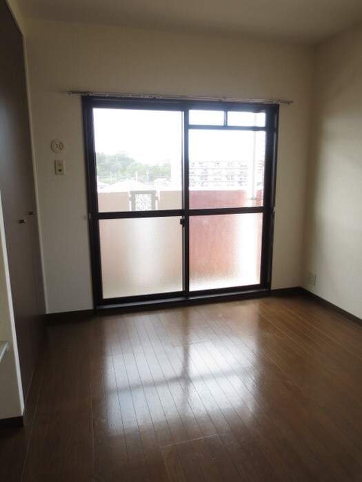 物件内観写真12　(居室)