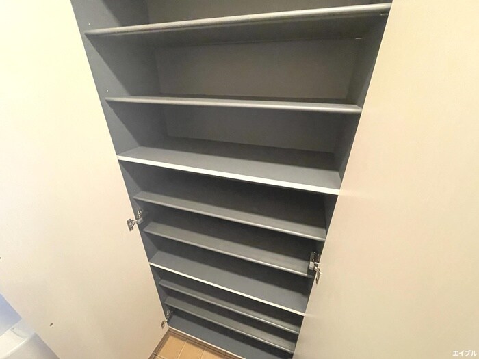 物件内観写真13　(靴箱)