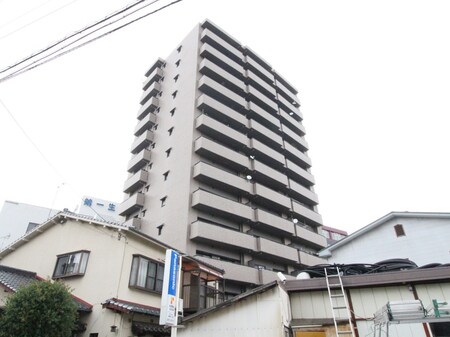 サーパス六ツ門（９０２）外観写真