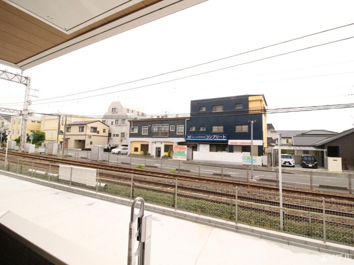 物件内観写真15　(室内からの展望)