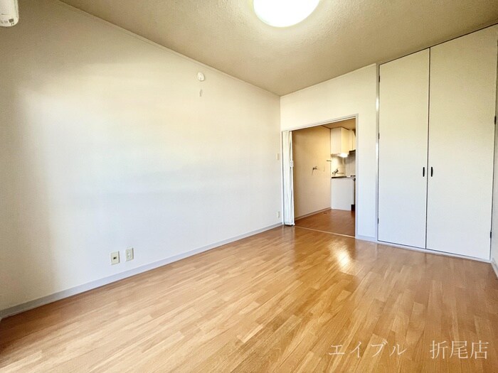 物件内観写真5　(居室)