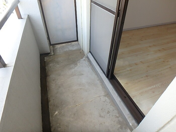 物件内観写真13　(ベランダ・バルコニー)