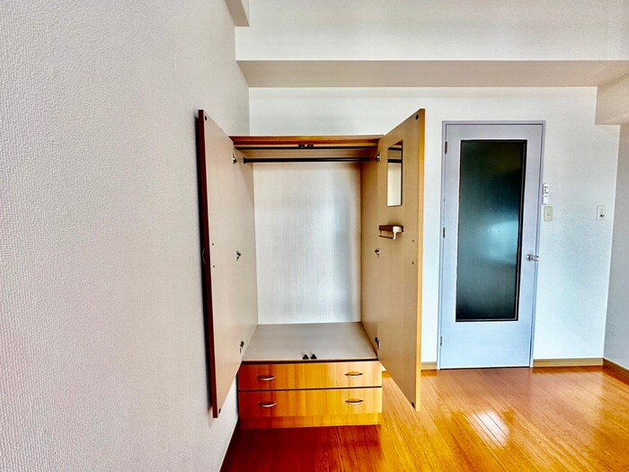 物件内観写真10　(収納)