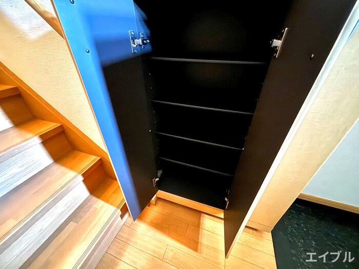 物件内観写真17　(靴箱)