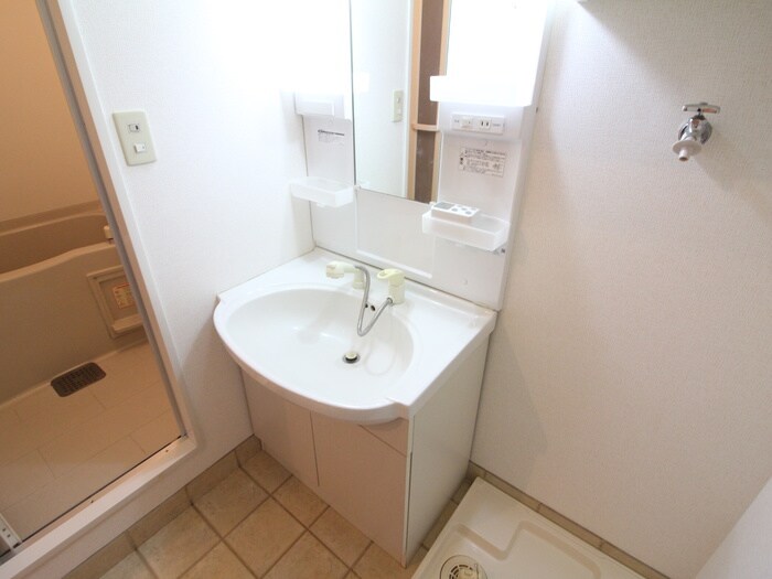 物件内観写真12　(洗面)