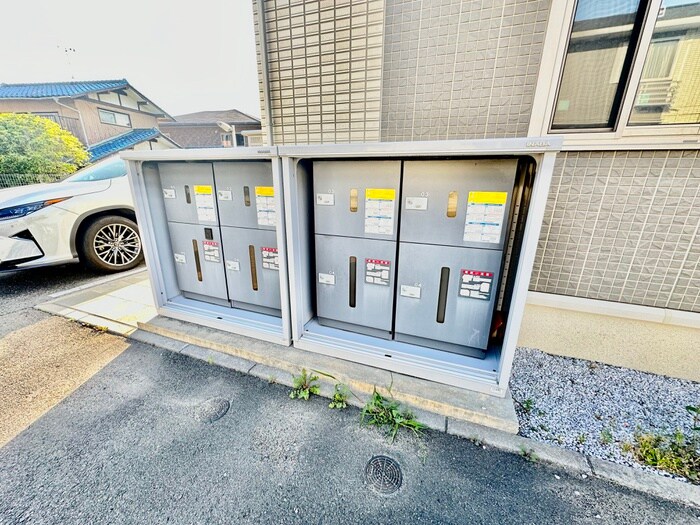 物件外観写真4　(建物設備)