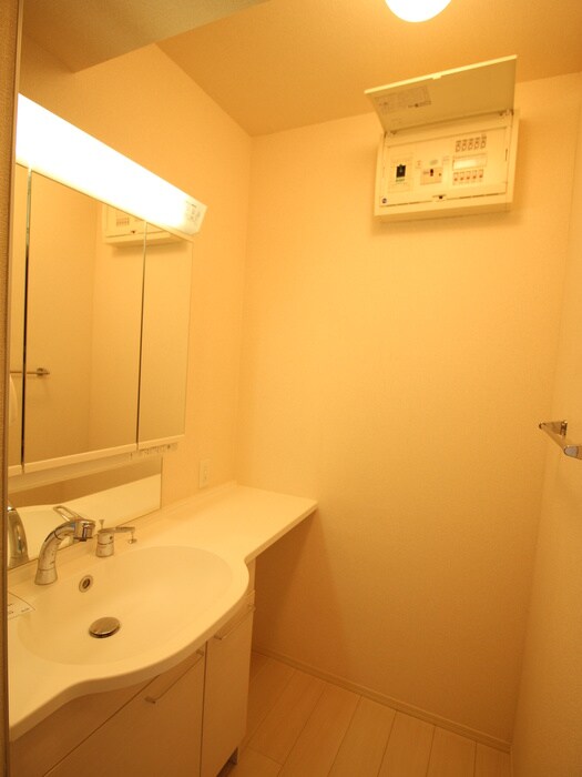 物件内観写真11　(洗面)