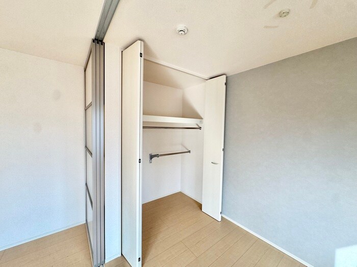 物件内観写真13　(収納)