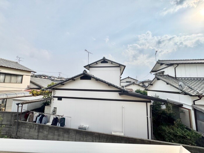 物件内観写真16　(室内からの展望)