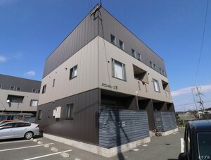 グランキューブB外観写真