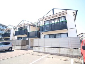 サニ－コ－トムロマチＡ外観写真