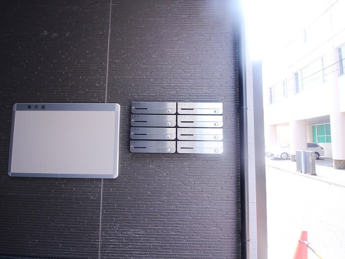 物件外観写真4　(建物設備)