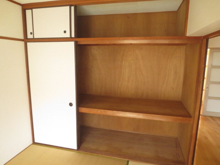 物件内観写真15　(収納)