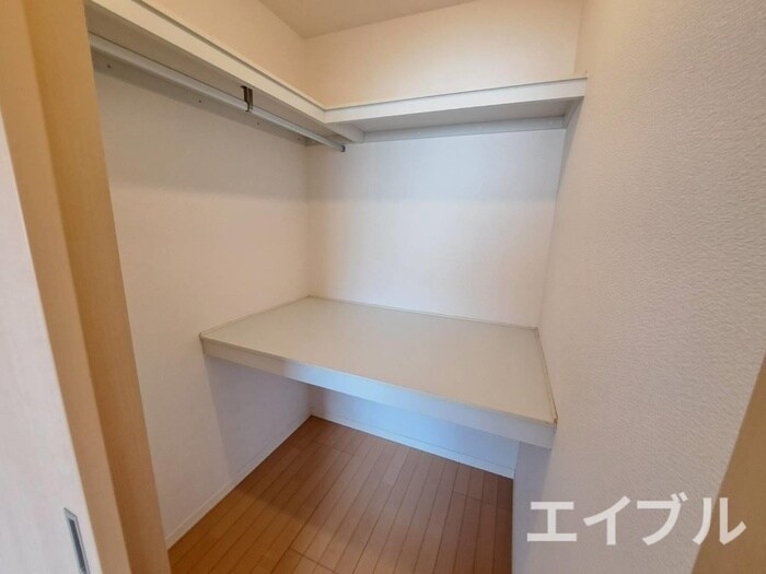 物件内観写真11　(収納)
