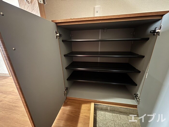 物件内観写真15　(靴箱)