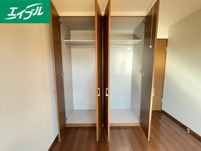 物件内観写真13　(収納)