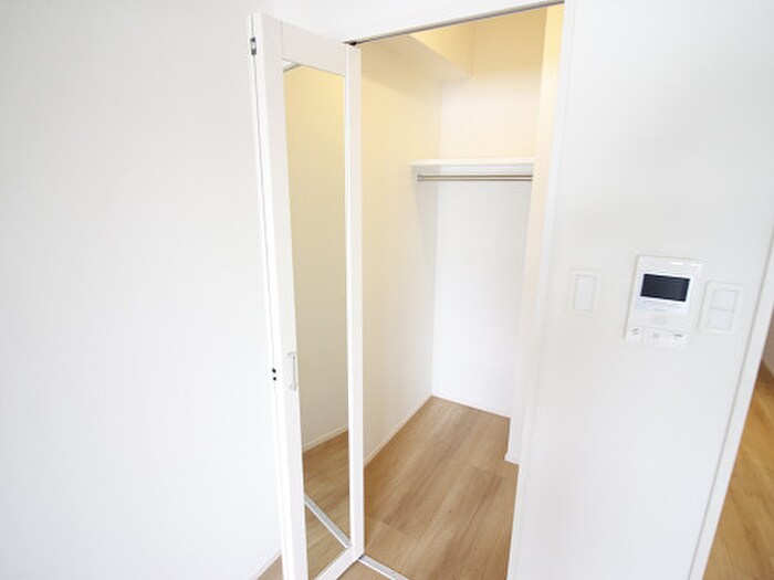 物件内観写真8　(収納)