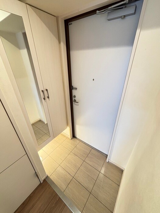 物件内観写真14　(玄関)