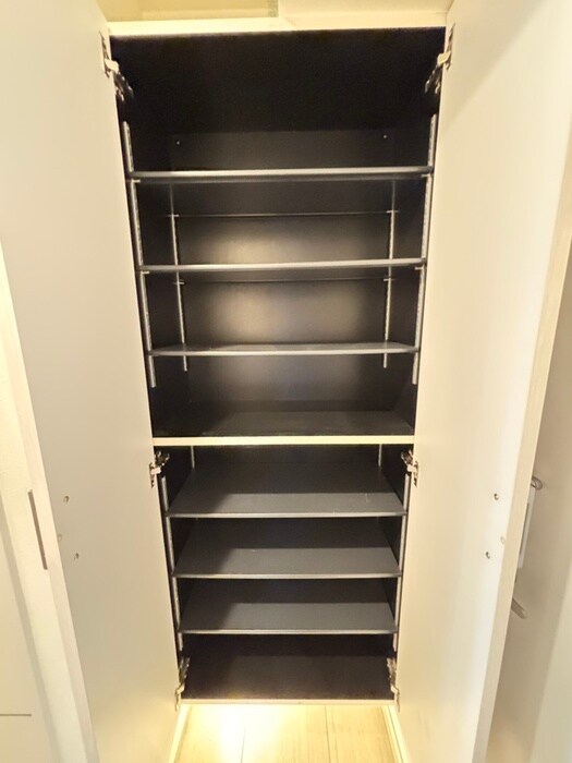 物件内観写真15　(靴箱)