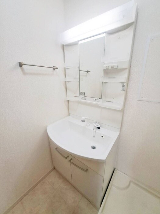 物件内観写真10　(洗面)