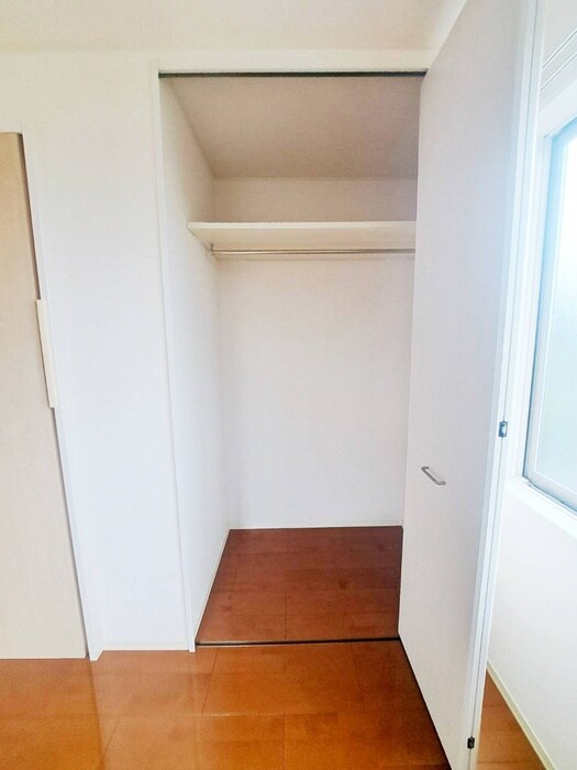 物件内観写真13　(収納)