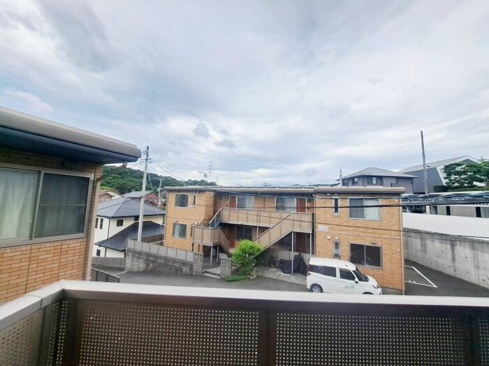 物件内観写真15　(室内からの展望)