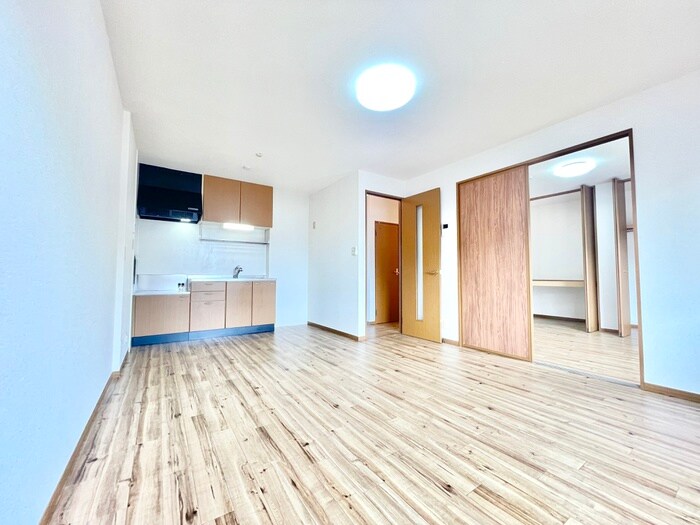 物件内観写真5　(居室)